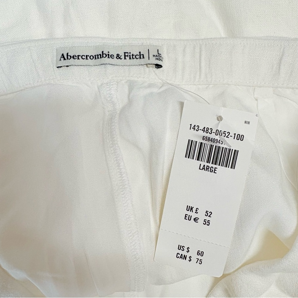 Abercrombie & Fitch White Skort - Picture 5 of 5